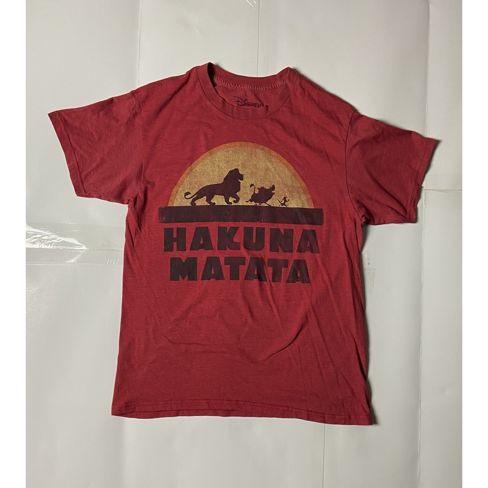 Disney Lion King Hakuna Matata Medium Graphic Tee